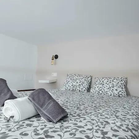 Design In The City Center Apartmán